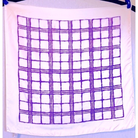Vintage 90’s Burberry 100% silk windowpane square scarf - Picture 1 of 6